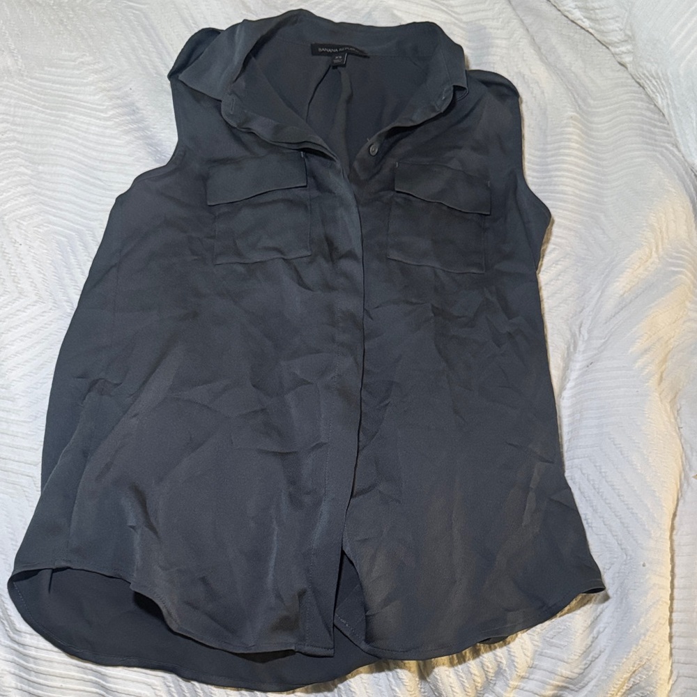Banana Republic Charcoal Sleeveless Blouse